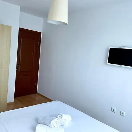 Apartament Budget First Sea Line Apt. Flora