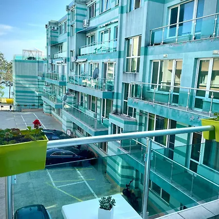Budget First Sea Line Apt. Flora Apartament Pomorie