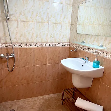 Budget First Sea Line Apt. Flora Apartment Pomorie