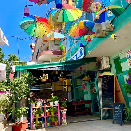 Apartment Budget First Sea Line Apt. Flora *